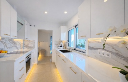 Reventa - Villa - Banos y Mendigo - El Valle Golf Resort