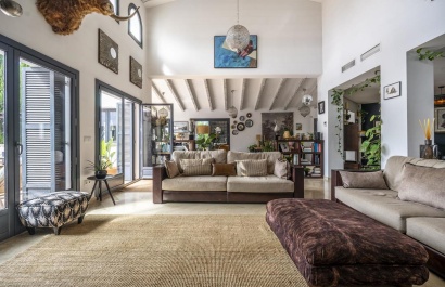 Reventa - Villa - Banos y Mendigo - El Valle Golf Resort