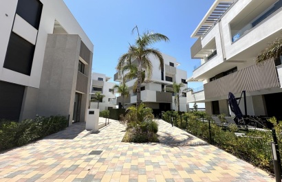 Reventa - Apartamento - Santa Rosalia Lake and Life Resort