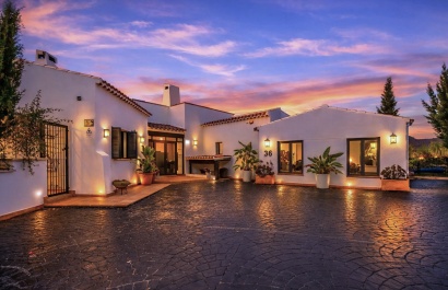 Resale - Villa - Banos y Mendigo - El Valle Golf Resort