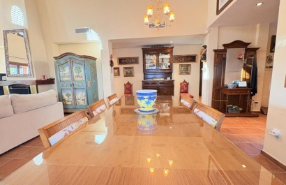 Resale - Villa - El Valle Golf Resort