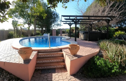 Revente - Villa - Orihuela