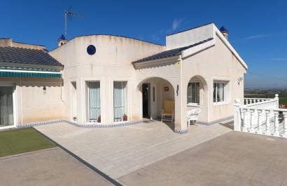 Resale - Villa - Algorfa