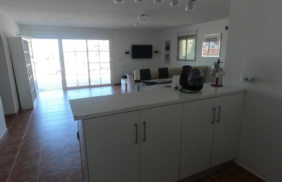 Resale - Villa - Algorfa