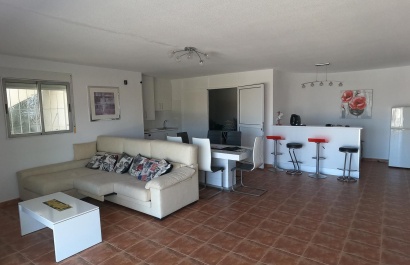 Resale - Villa - Algorfa