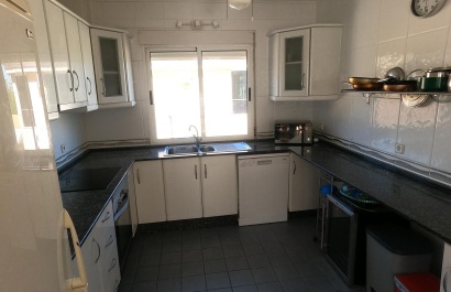 Resale - Villa - Algorfa