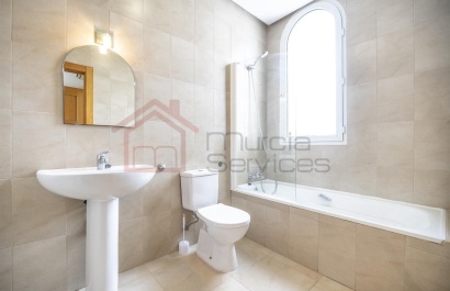 Resale - Villa - Roldan - La Torre Golf Resort