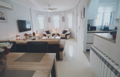 Reventa - Villa - Sucina