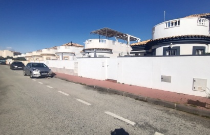 Reventa - Villa - Sucina