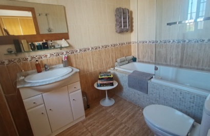 Herverkoop - Villa - Avileses