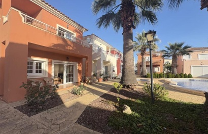 Privé terras met uitzicht Altaona Golf